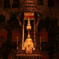 วัดพระศรีรัตนศาสดาราม (วัดพระแก้ว)