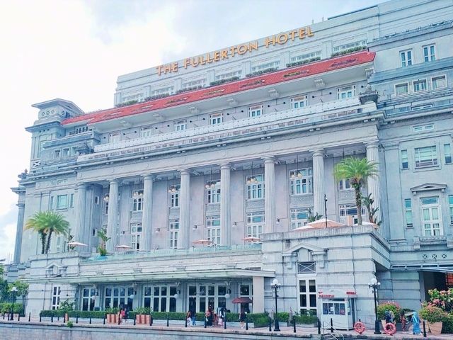 ⭐ Stay at Fullerton Hotel Singapore 