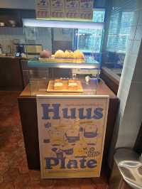 พลสดไม่ได้กับคาเฟ่เปิดใหม่ HUUS PLATE.