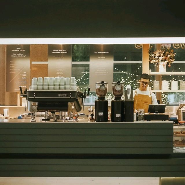 Charming Simplicity: Two Thrds Coffee in Senayan
