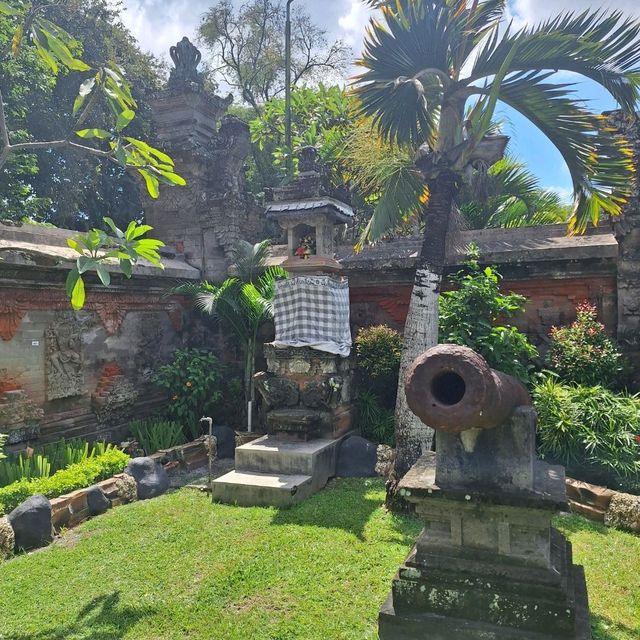 A trip down memory lane at Bali Museum!