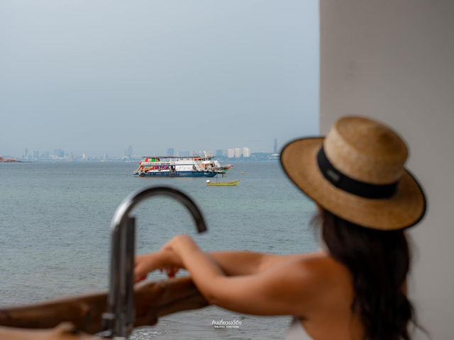 ที่พักเปิดใหม่บนเกาะล้าน บรรยากาศสุดชิลล์🌊