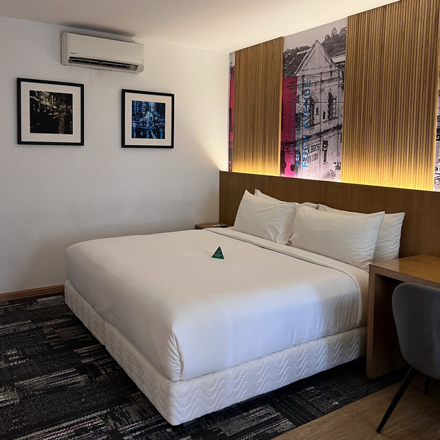 Indie Hotel - Minimalist cosy stay with KL Tower view 