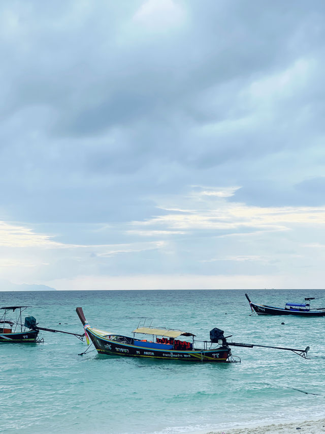 Sunrise beach koh lipe