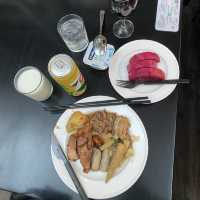 Rose Business Lounge เลาจน์กว้างขวางนั่งสบาย