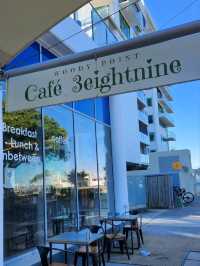 🇦🇺 Lovely Cafe in Woody Point, Queensland, Australia