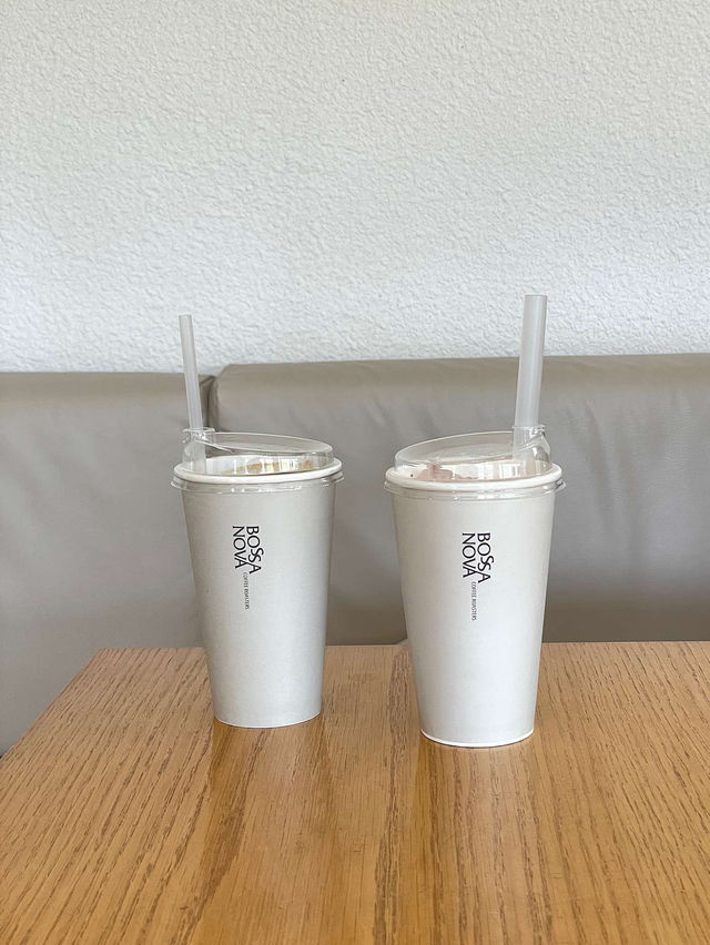 보사노바 커피로스터스 애견동반 가능한 속초 대형카페
