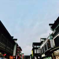 【南京】夫子廟：匯集眾多特色小吃和手工藝品的古街