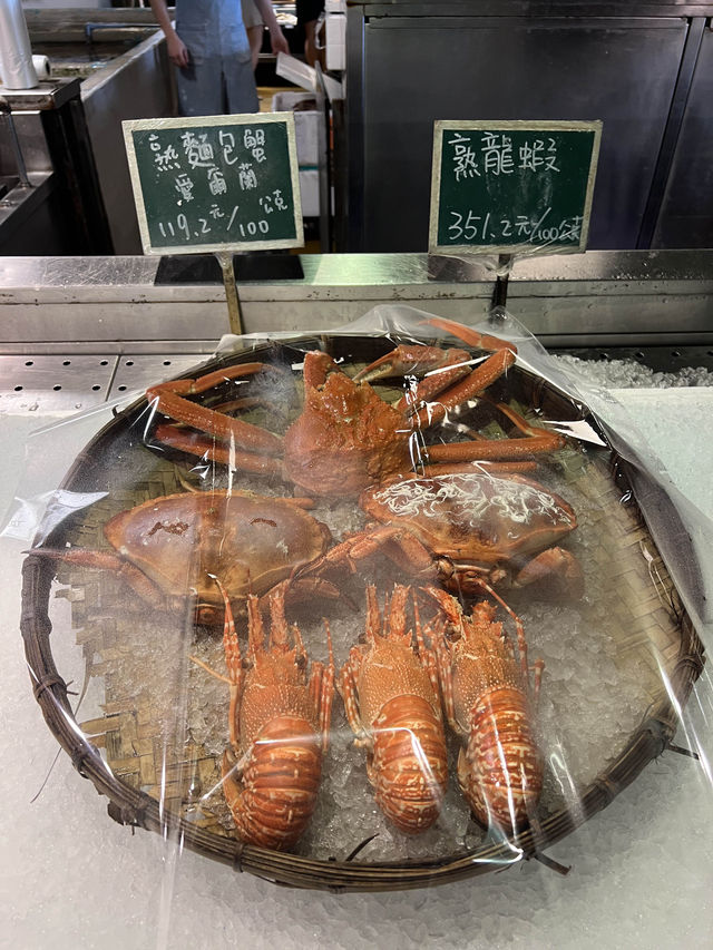 พาตะลุยชิมปลาสดๆ ที่ตลาดปลาในไทเป 🤩🐠