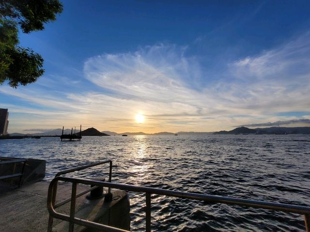 西環堅尼地城：無敵大海景！日落欣賞勝地，飽覽維港西面夕陽美景⋯🌅