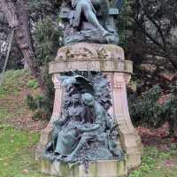 Jardin des Plantes: A Botanical Haven in the City