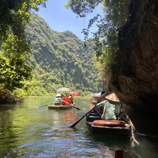 A perfect day in Ninh Binh, Ha Noi 🏞️