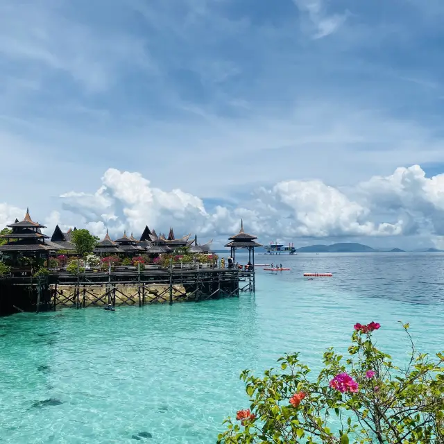 Leaving this island is more painful than a breakup 