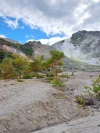 【硫黄山:北海道弟子屈町】日本で一番硫黄の噴出口まで近づける場所♪
