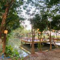 เพลิน Cafe & Restaurant