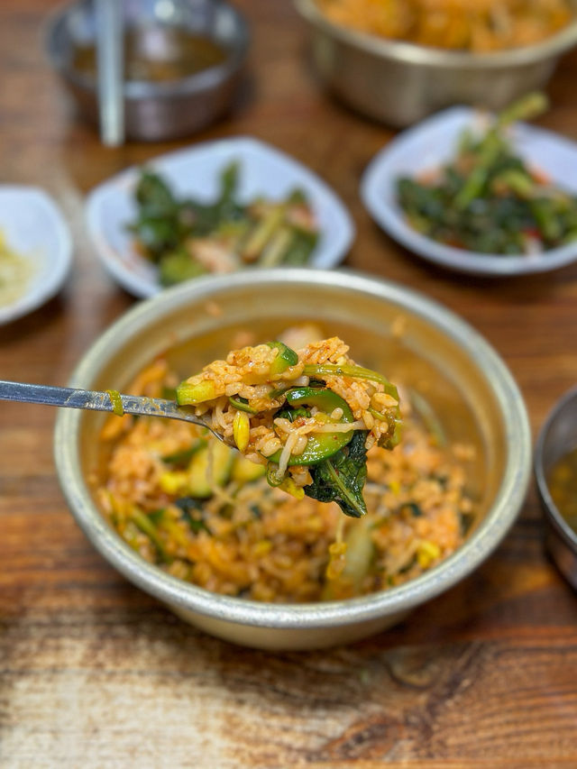 정겨운 시장 보리밥 맛집 <시장분식>