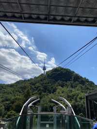 《首爾行Day1：南山塔浪漫鎖牆、韓牛試水溫與梨泰院炸雞美味之旅》