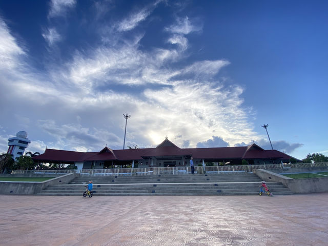 พลับพลาที่ประทับเฉลิมพระเกียรติ นราธิวาส