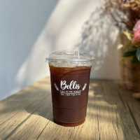 Bellis cafe ~ ร้านกาแฟในสวน