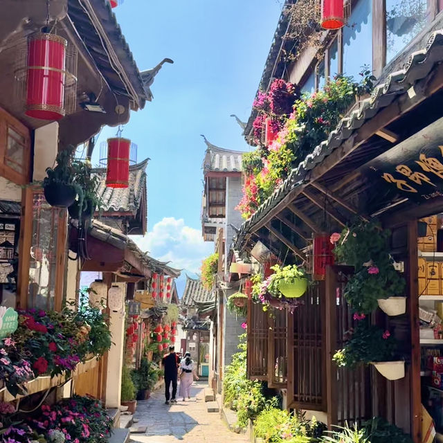 In love with Lijiang Ancient Town♥️