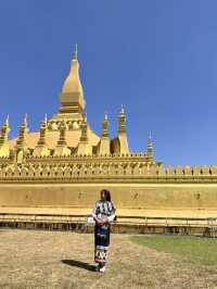 สะบายดี..ไหว้สักการะพระธาตุหลวงเวียงจันทน์