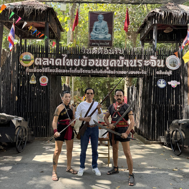 เที่ยวตลาดย้อนยุค ตลาดบางระจัน สิงห์บุรี
