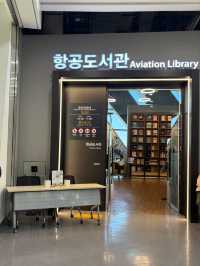 책도읽고 전시도 관람할수있는 항공 도서관📚