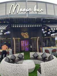 Moose Rooftop Bar รูฟทอฟสวย ชมวิวดอยสุเทพ