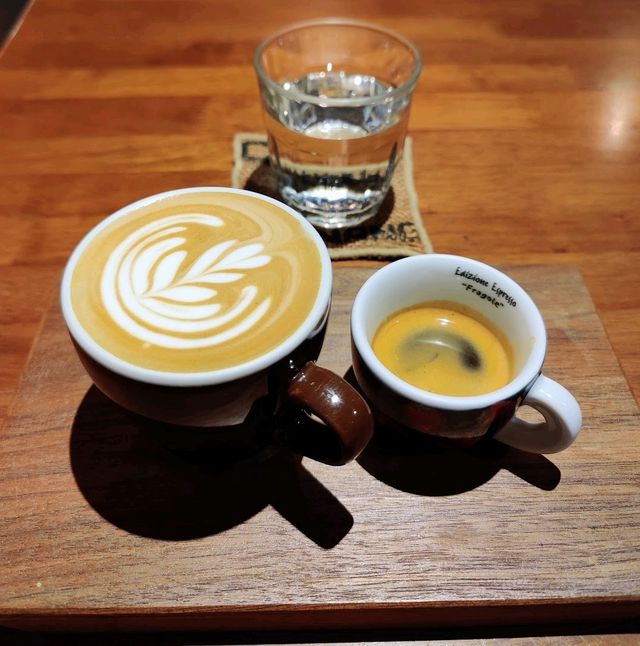 popular cafe