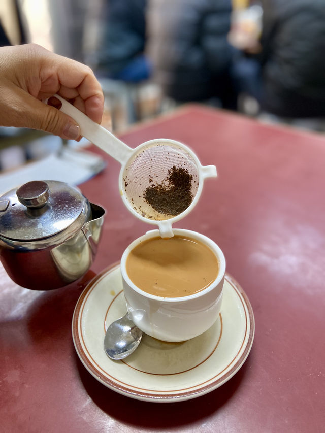 🌇路環小巷「橋記咖啡」｜自沖🇭🇰港式傳統奶茶新體驗😆👍🏻