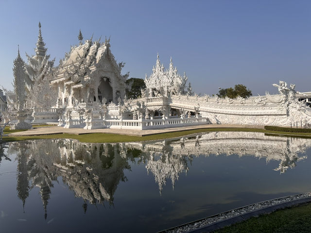 Wat Rong khun - White Temple 