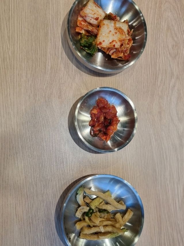 제주 돌담칼국수 일광점🌿 진한 국물 맛의 매생이칼국수와 고기칼국수