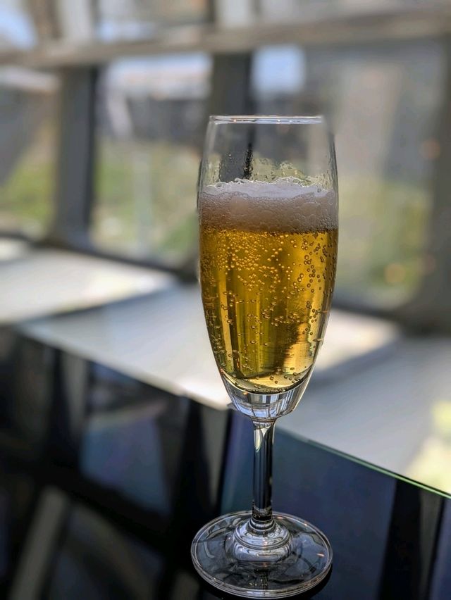 曼谷素萬那普機場貴賓室初體驗 Miracle Lounge 