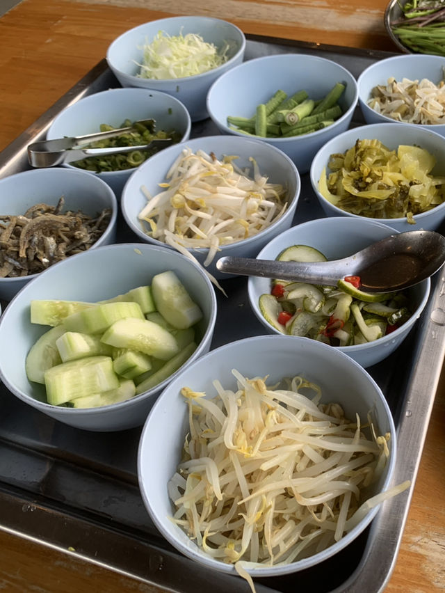 ขนมจีนสะพานหิน ร้านเด็ดภูเก็ต