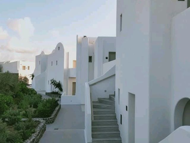 Costa Grand Santorini 純白色的愛琴海度假村酒店