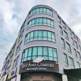 🇲🇾 Rest & Comfort Boutique Hotel – Your Peaceful Stay Near Local Eateries in Kuala Terengganu