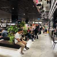 A Solo Escape into Stories and Serenity