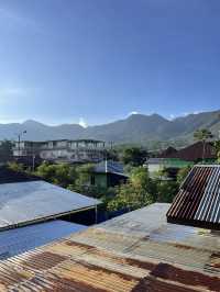 Oatmeal & Mountain Views – The Perfect Ruteng Morning 🌄🥣