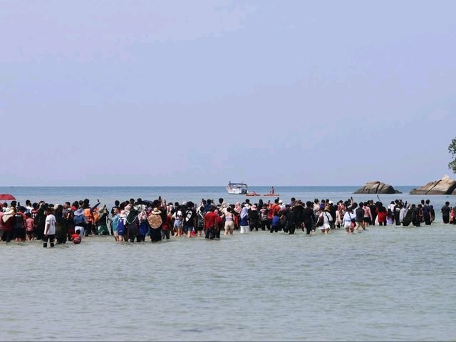 The Ebbing Water Phenomenon on Pangkor Island