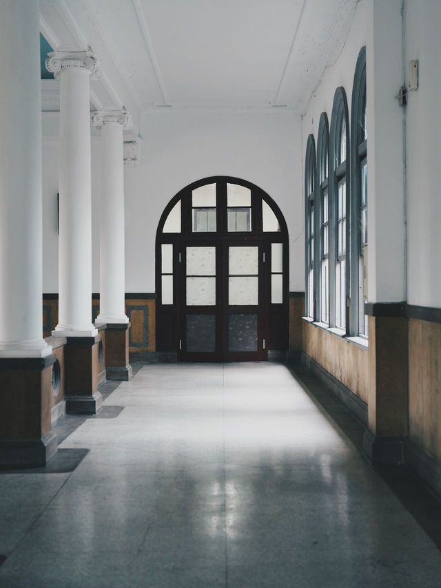 台北隱藏拍照景點 台大文學院 