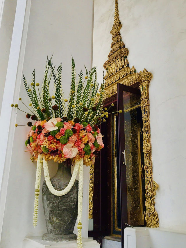 Wat Pathum Wanaram: A Hidden Gem of Bangkok's Spiritual Landscape