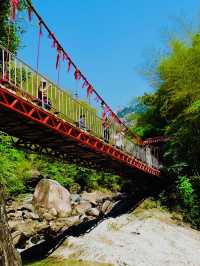 Jewel of Huangshan: Emerald Valley