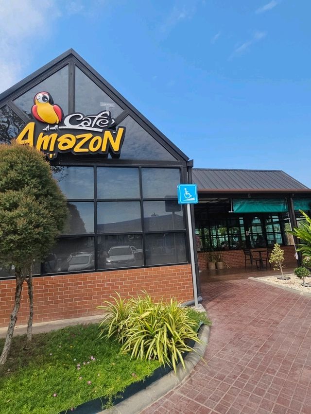 Amazon cafe @ท่าสว่าง จ.สุรินทร์