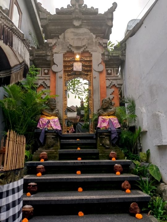 Sun-sun Warung might be the biggest secret warung in Ubud.