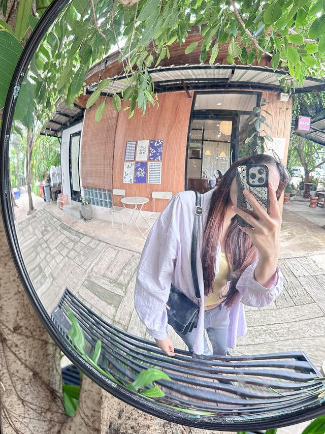 Vvoody café : คาเฟ่เล็กๆ ในแม่ทะ ลำปาง