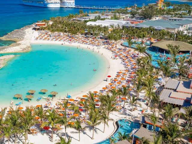 "Ultimate Paradise: Experience Perfect Day at CocoCay with Royal Caribbean"