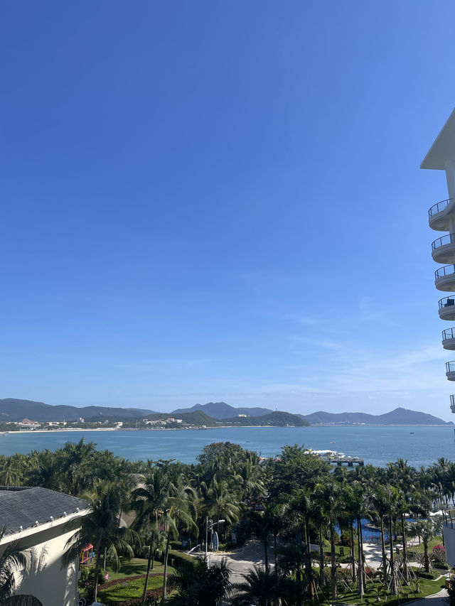 The most popular beach in Hainan
