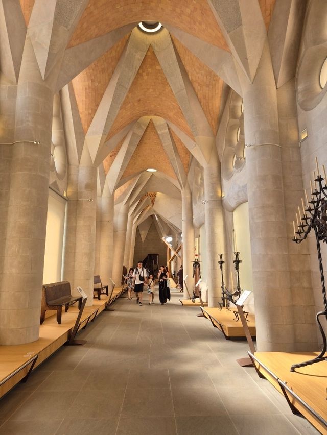 ⛪️바르셀로나의 대표 관광지 사그라다 파밀리아 성당⛪️
