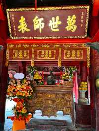 TEMPLE OF LITERATURE.