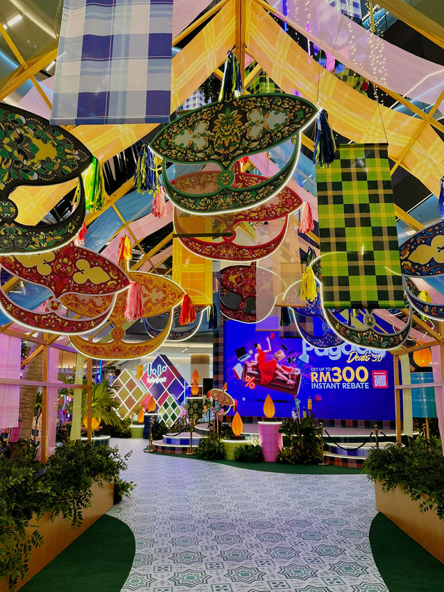 Whimsical Wau Wonderland: Hari Raya at LaLaport KL